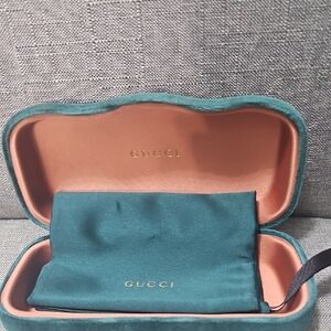 Gucci Velvet Sunglasses Case in Teal with Peach Interior
